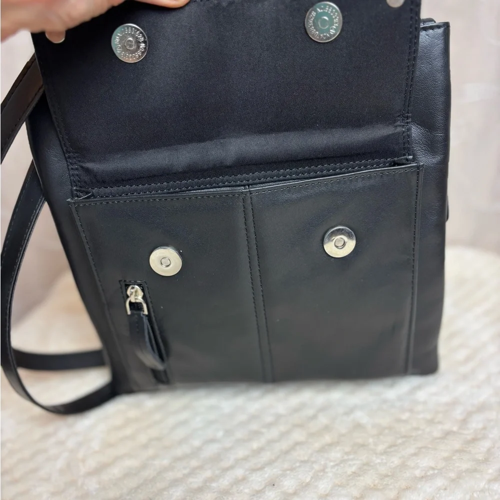 Champs Black Smooth Leather RFID Messenger Crossbody Bag